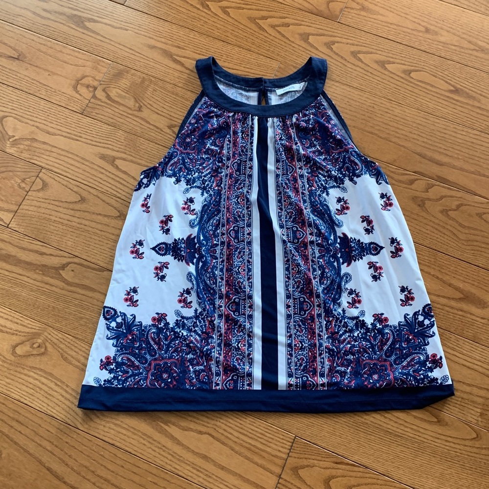 💛2/$20 Beautiful navy, red, white sleeveless top